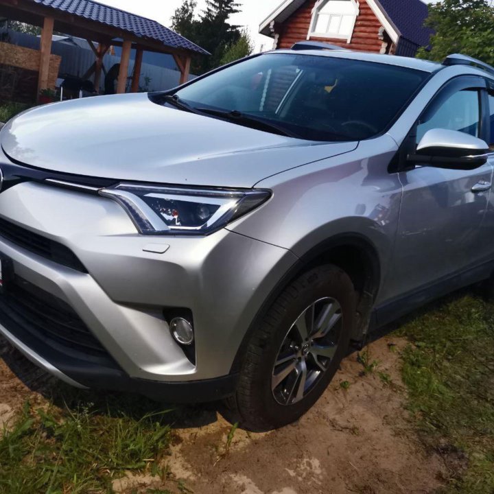 Toyota RAV4, 2018