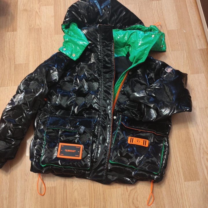 Зимняя куртка