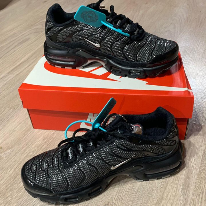 Nike air max plus