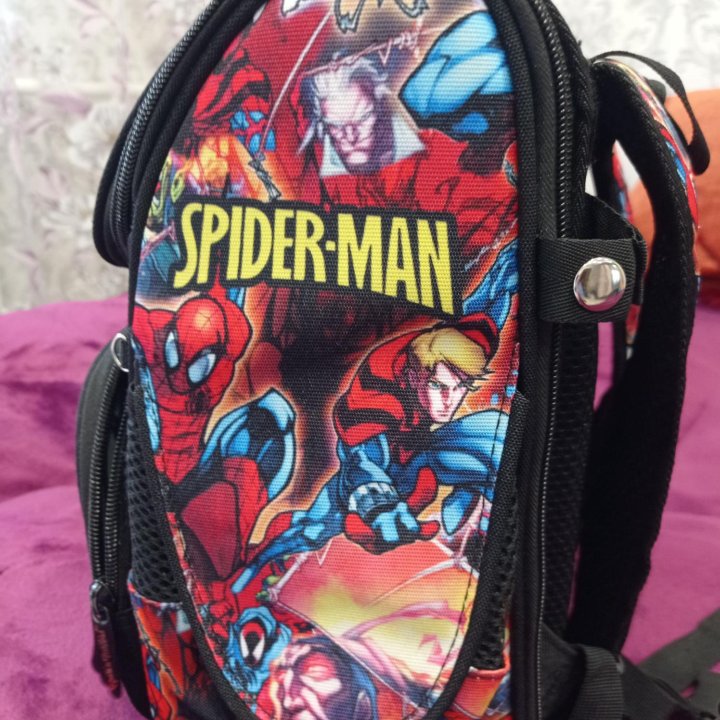 Школьный рюкзак