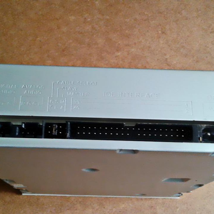 Привод CD ROM BenQ 652A.