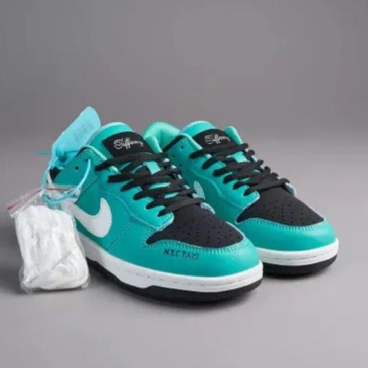 Кроссовки Nike SB Dunk Tiffany