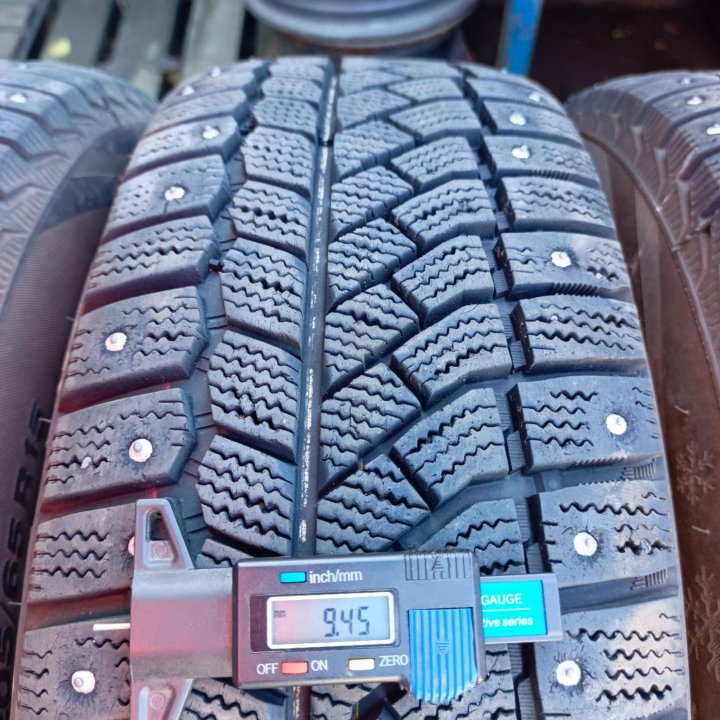 205/65 R15 Viatti Brina Nordico