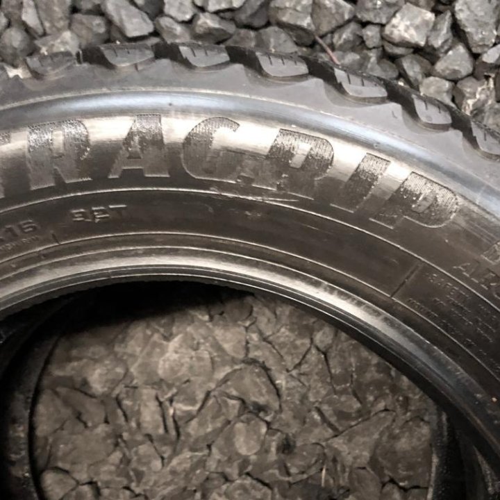 205/60/16 Goodyear Ultragrip Ice Arctic. 2шт