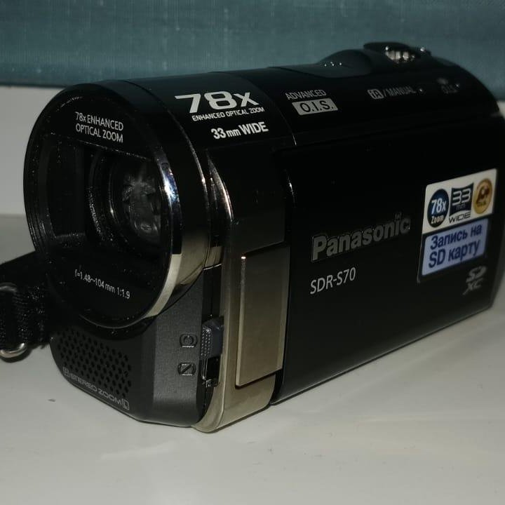 Видеокамера Panasonic SDR-S70EE