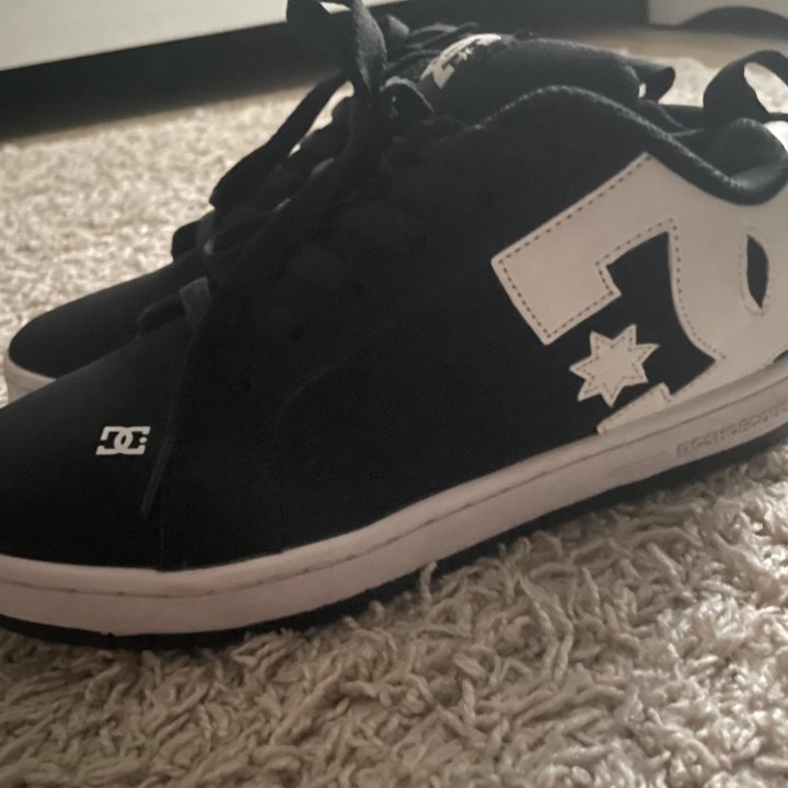 Ds shoes