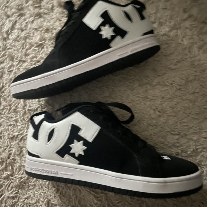 Ds shoes