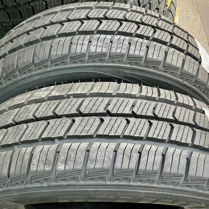 215/75/R16C 113/111R Delinte AW5 VAN