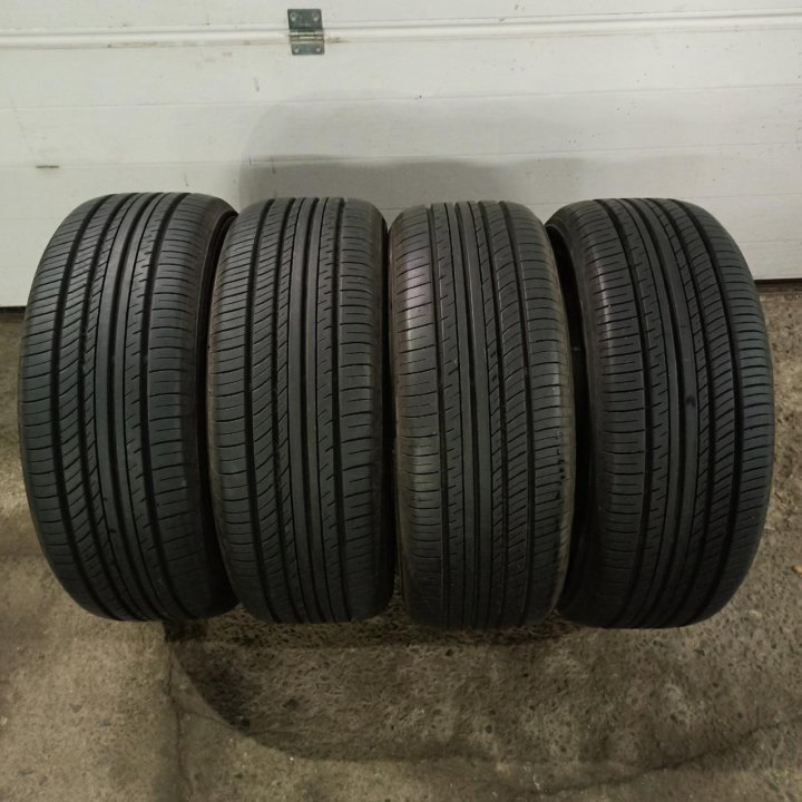 225/55R17 Yokohama Advan dB V552 (Артикул 7761)