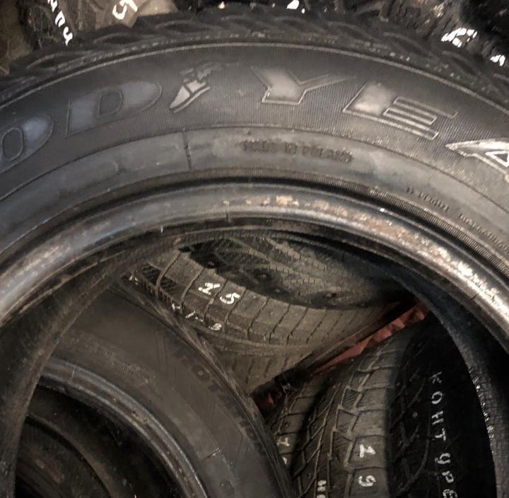 185/65/14 Goodyear UltraGrip Extreme. 2шт