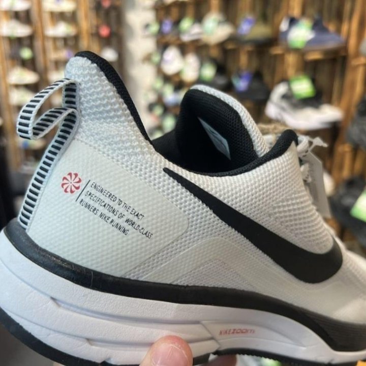 Кроссовки Nike Air Zoom