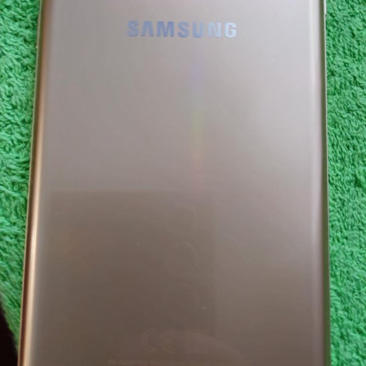 Samsung A8