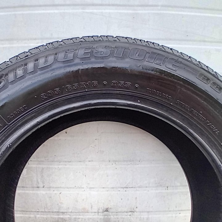 Bridgestone B390 205/65 R16 