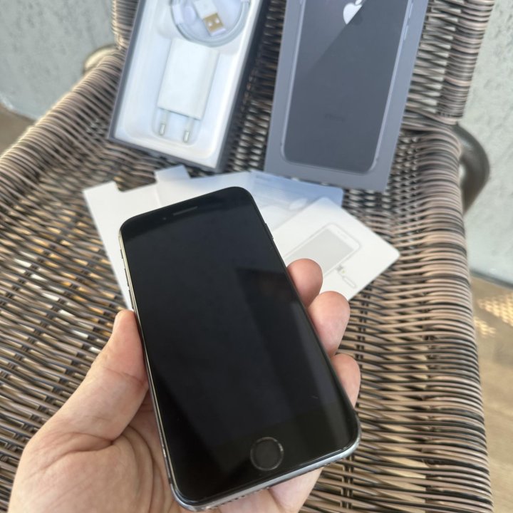 iPhone 8 256gb 100акб