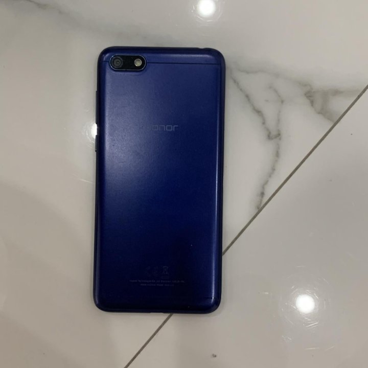 Телефон Honor 7a