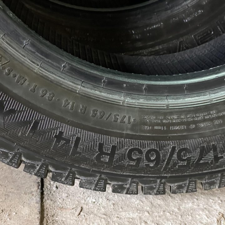 Зимние шины Gislaved nord frost 200, 175/65 r14.