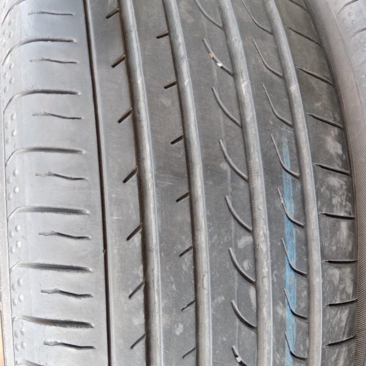 Шины Yokohama BluEarth RV-02, размер 195/65 R15