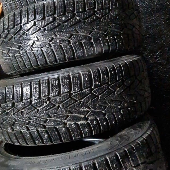 Шины зима б-у Pirelli 205-55R16 4-2-1шт подбор