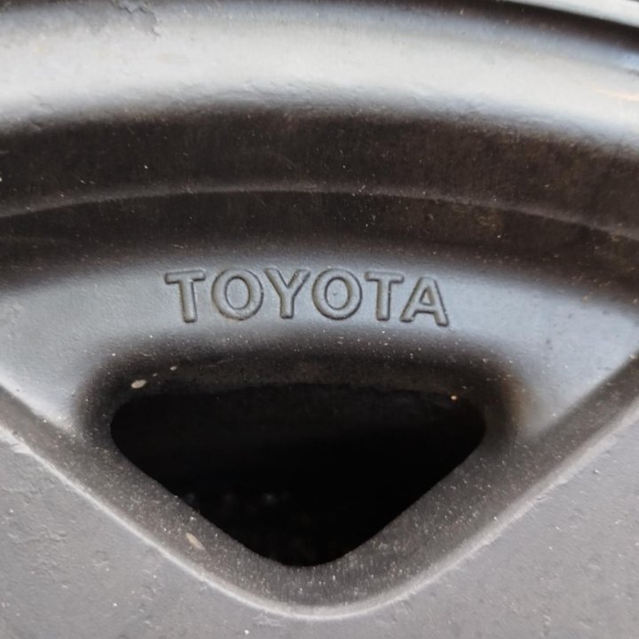 Диски литые, оригинал Toyota, для шин 265.70.15