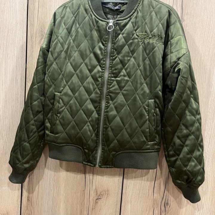 Куртка-бомбер