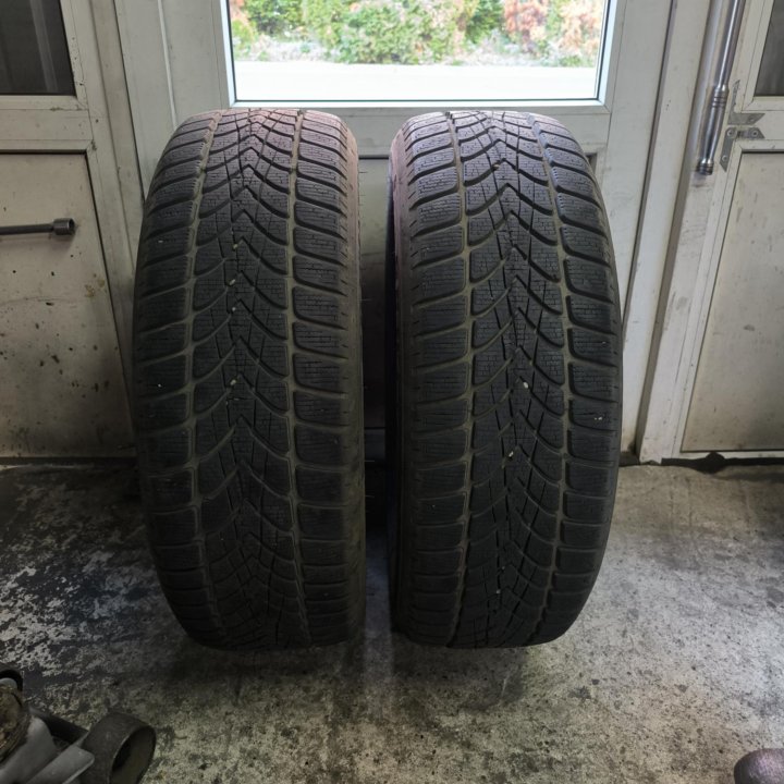 215/55/18 DUNLOP