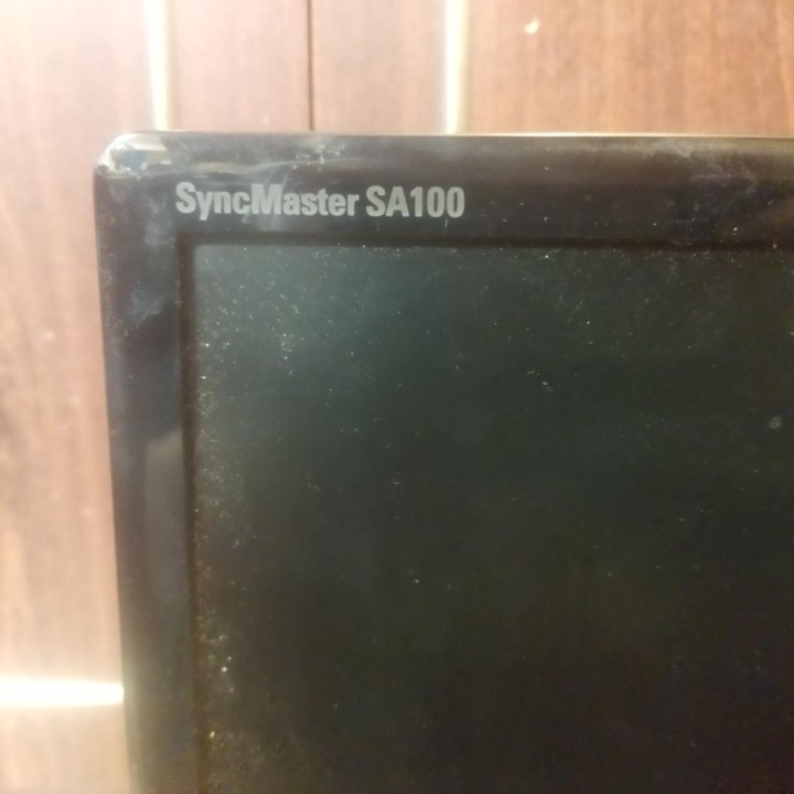 Монитор Samsung Syncmaster SA100