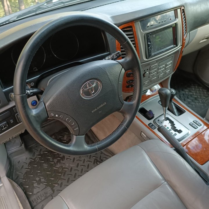 Toyota Land Cruiser, 2006