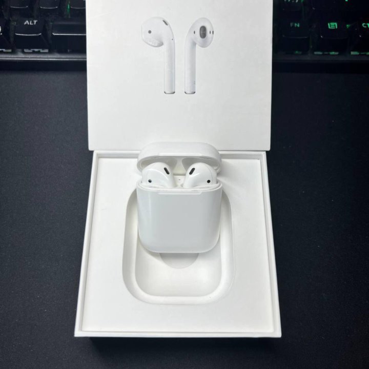 Apple AirPods 2