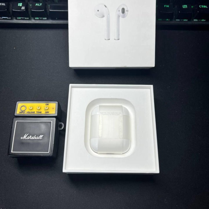 Apple AirPods 2