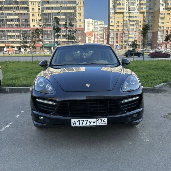 Porsche Cayenne, 2013