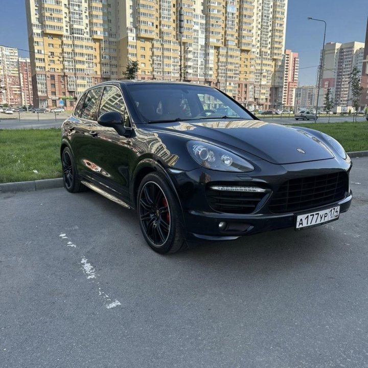 Porsche Cayenne, 2013