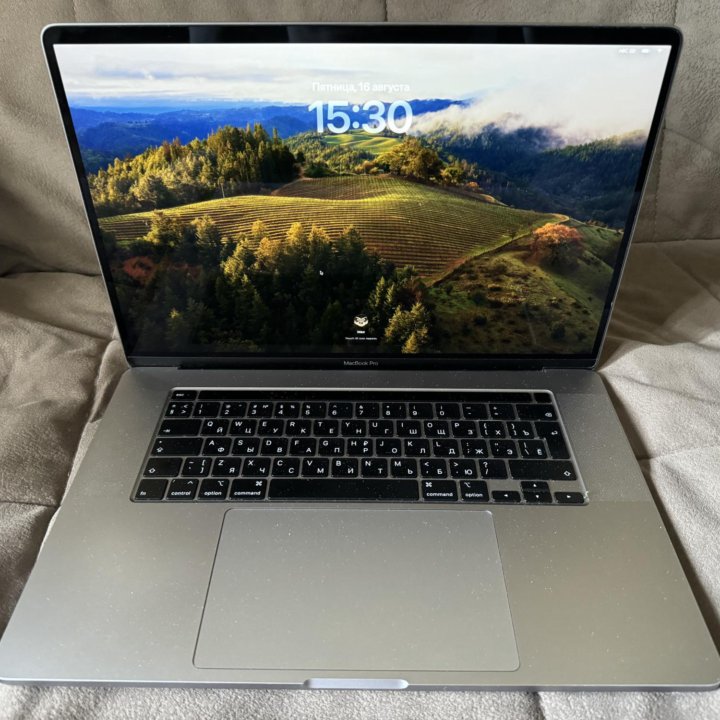 Macbook pro 16 2019 i7