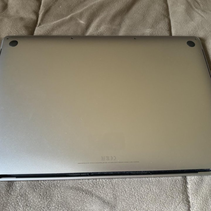 Macbook pro 16 2019 i7