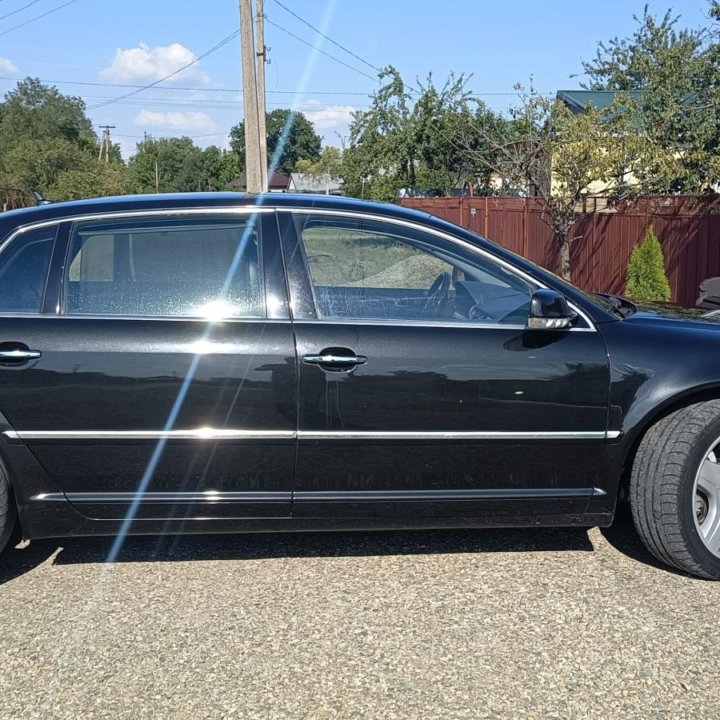 Volkswagen Phaeton, 2008