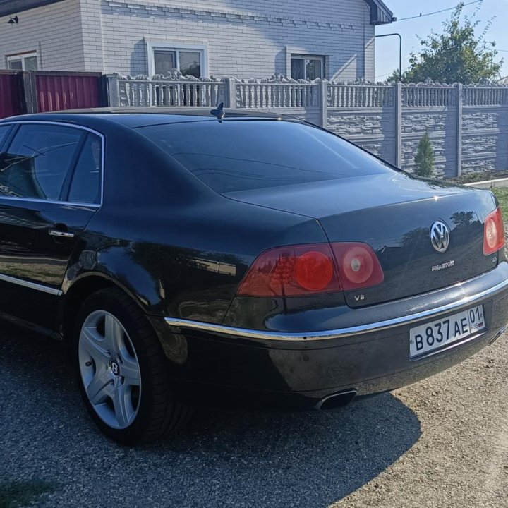 Volkswagen Phaeton, 2008