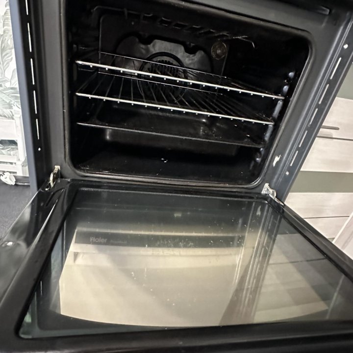 Духовой шкаф Hotpoint ariston