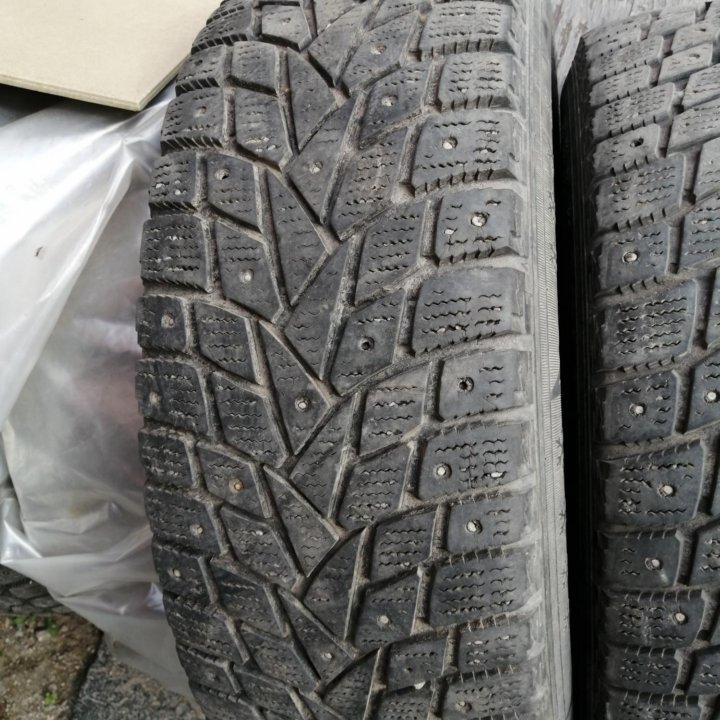 Шины зимние Dunlop Grandtrek Ice 02 225/60/R17