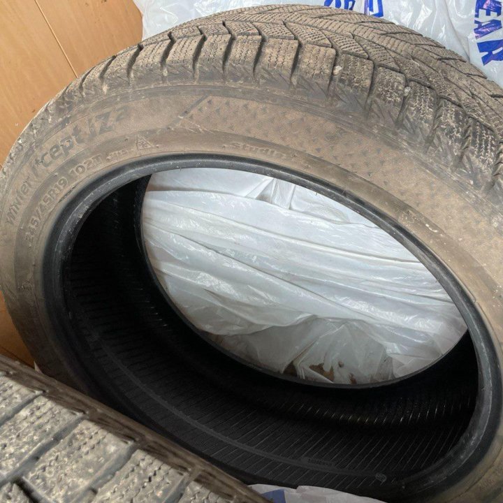 Шины Hankook Winter I'Cept IZ2 245/45 R19 102T