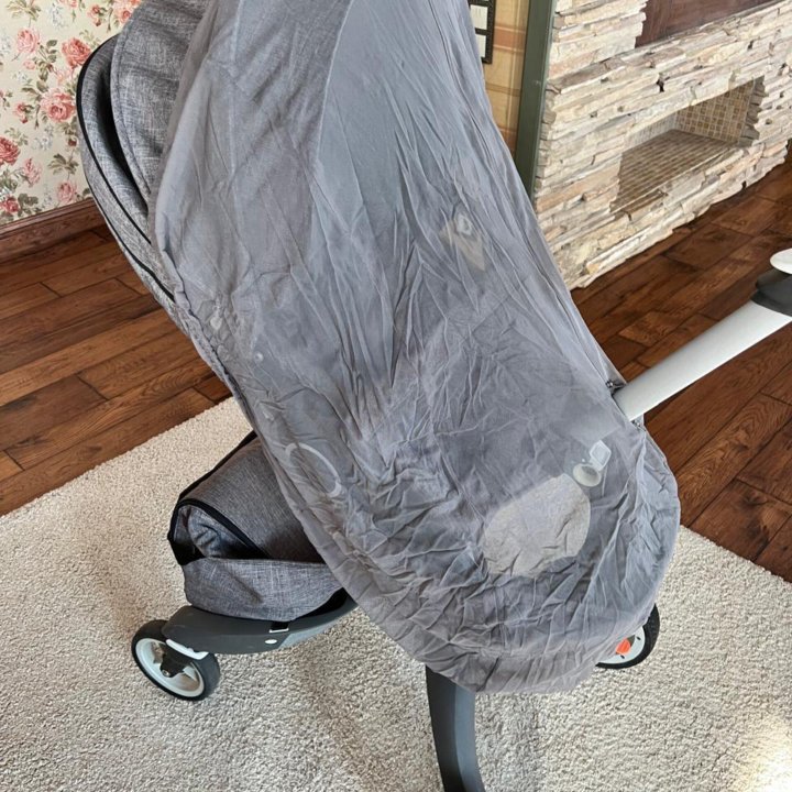 Детская коляска STOKKE