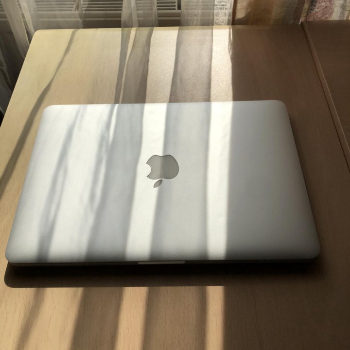 Apple MacBook Pro 13 ( 2012,Retina )