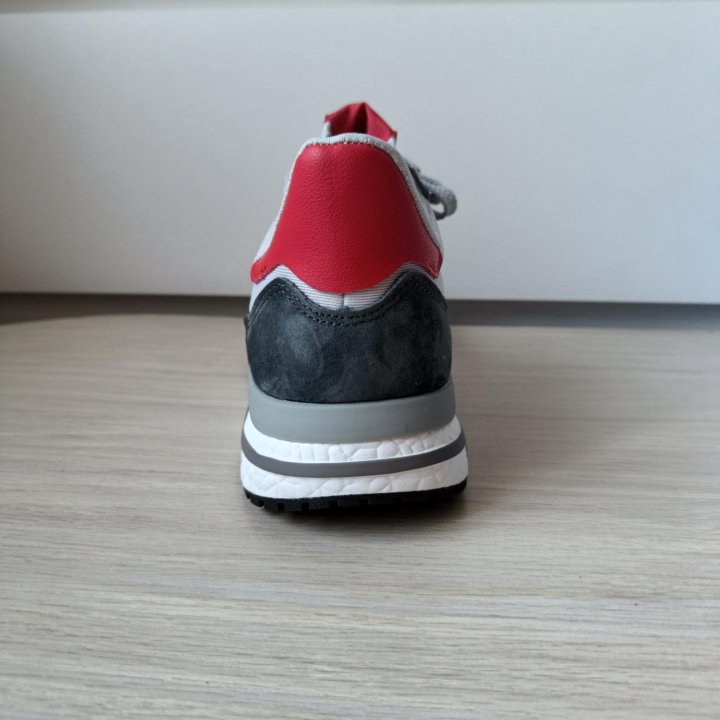 Кроссовки Adidas ZX500 серые