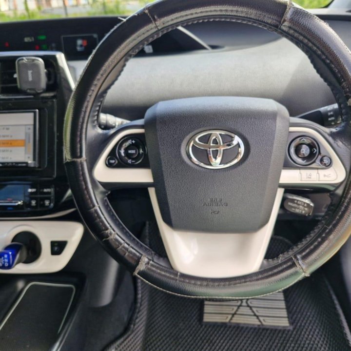 Toyota Prius, 2016