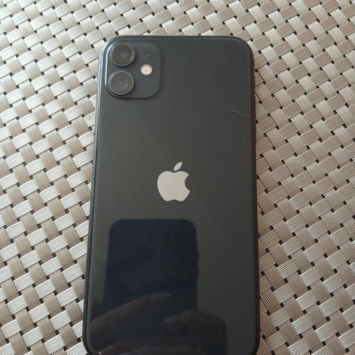 Продам iPhone 11