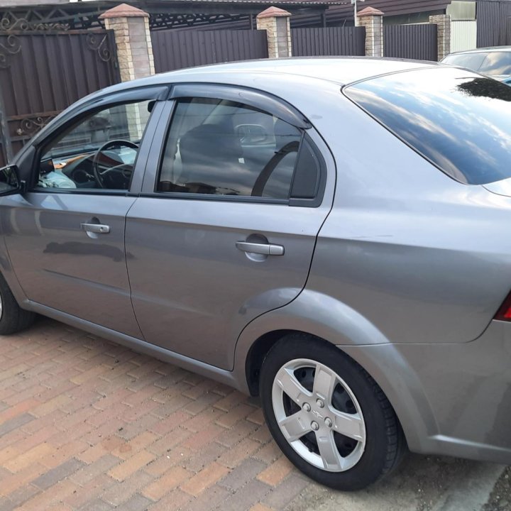 Chevrolet Aveo, 2010