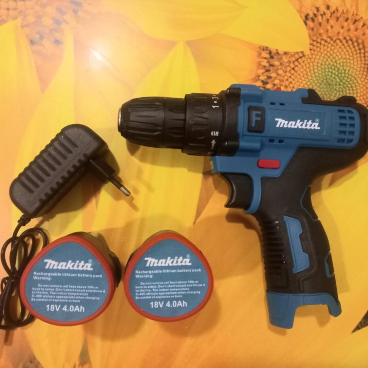 Шуруповерт makita 18v Новый набор бит и головок