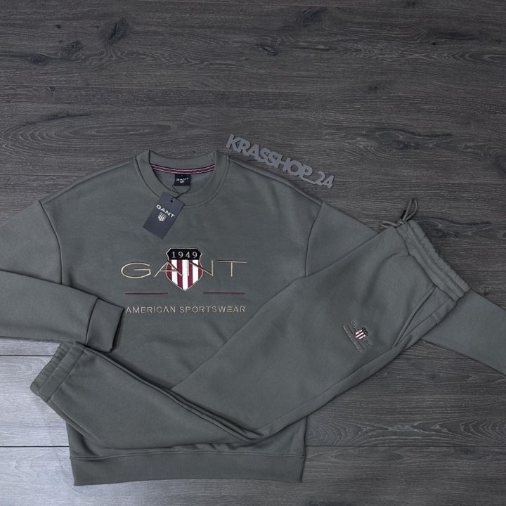 Спортивный костюм на флисе Gant