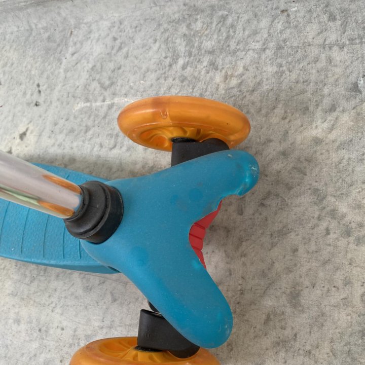 Детский самокат