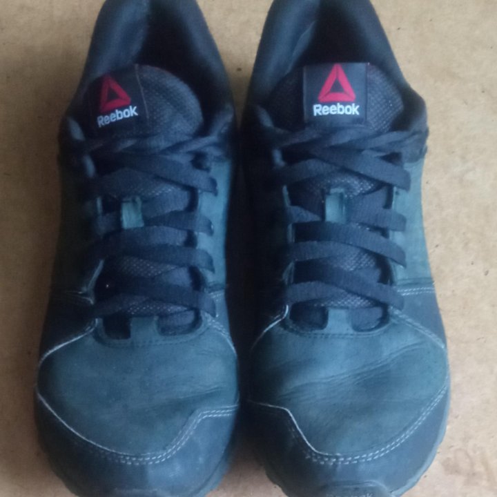 Мужские кроссовки Reebok. 42 p