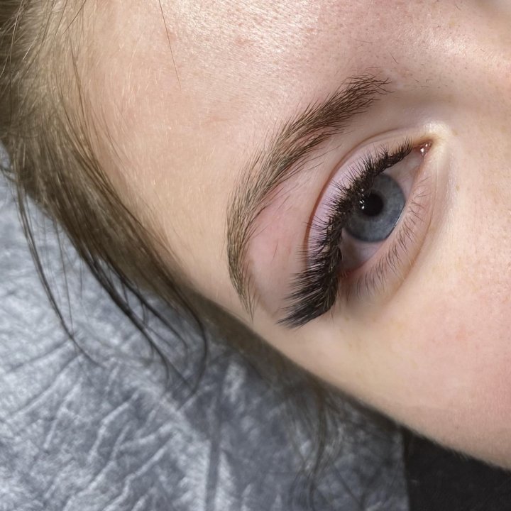 Наращивание ресниц