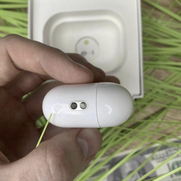 Наушники Apple AirPods Pro